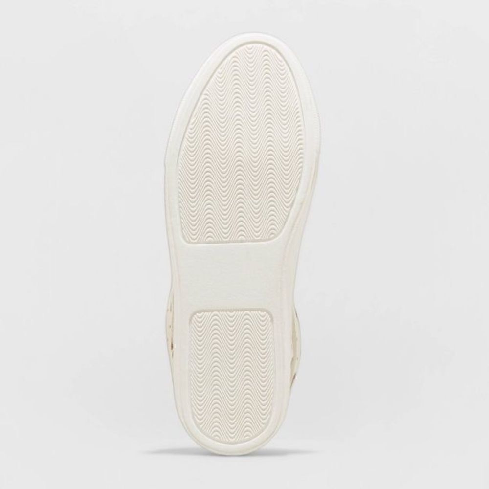 Women's Brittin Sneakers - Universal Thread - Picture 3 of 10